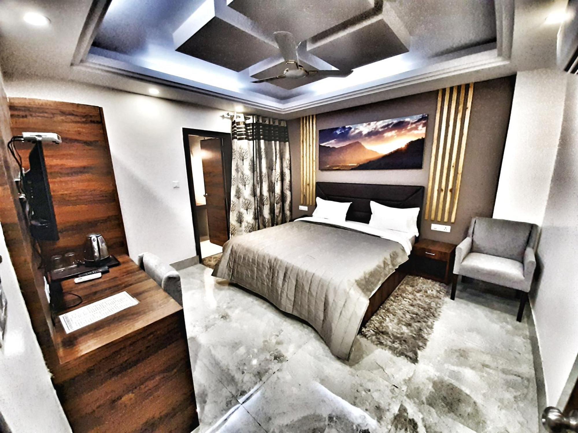 Hotel Delhi Aerocity, Nh 48 Ню Делхи Екстериор снимка